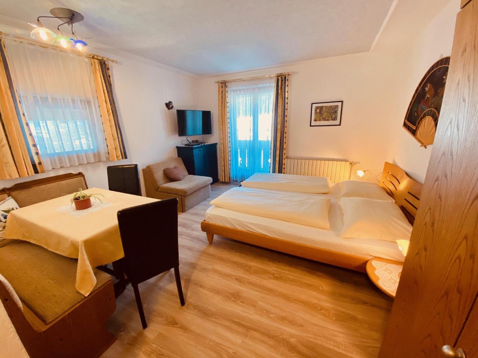 Apartments Residence Montana Rasun di Sopra Kültér fotó