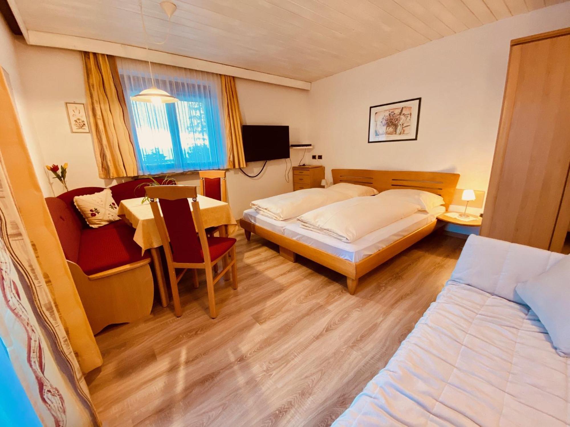 Apartments Residence Montana Rasun di Sopra Kültér fotó