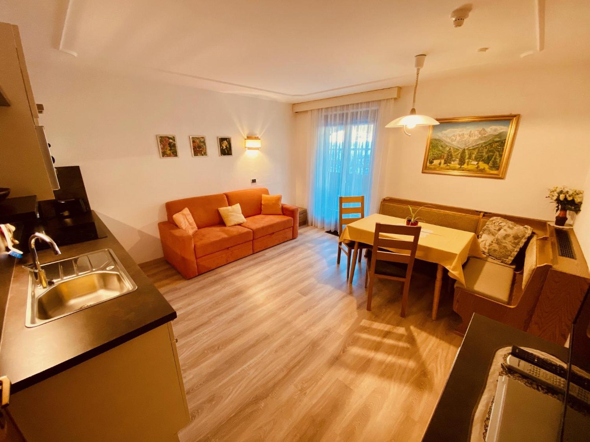 Apartments Residence Montana Rasun di Sopra Kültér fotó