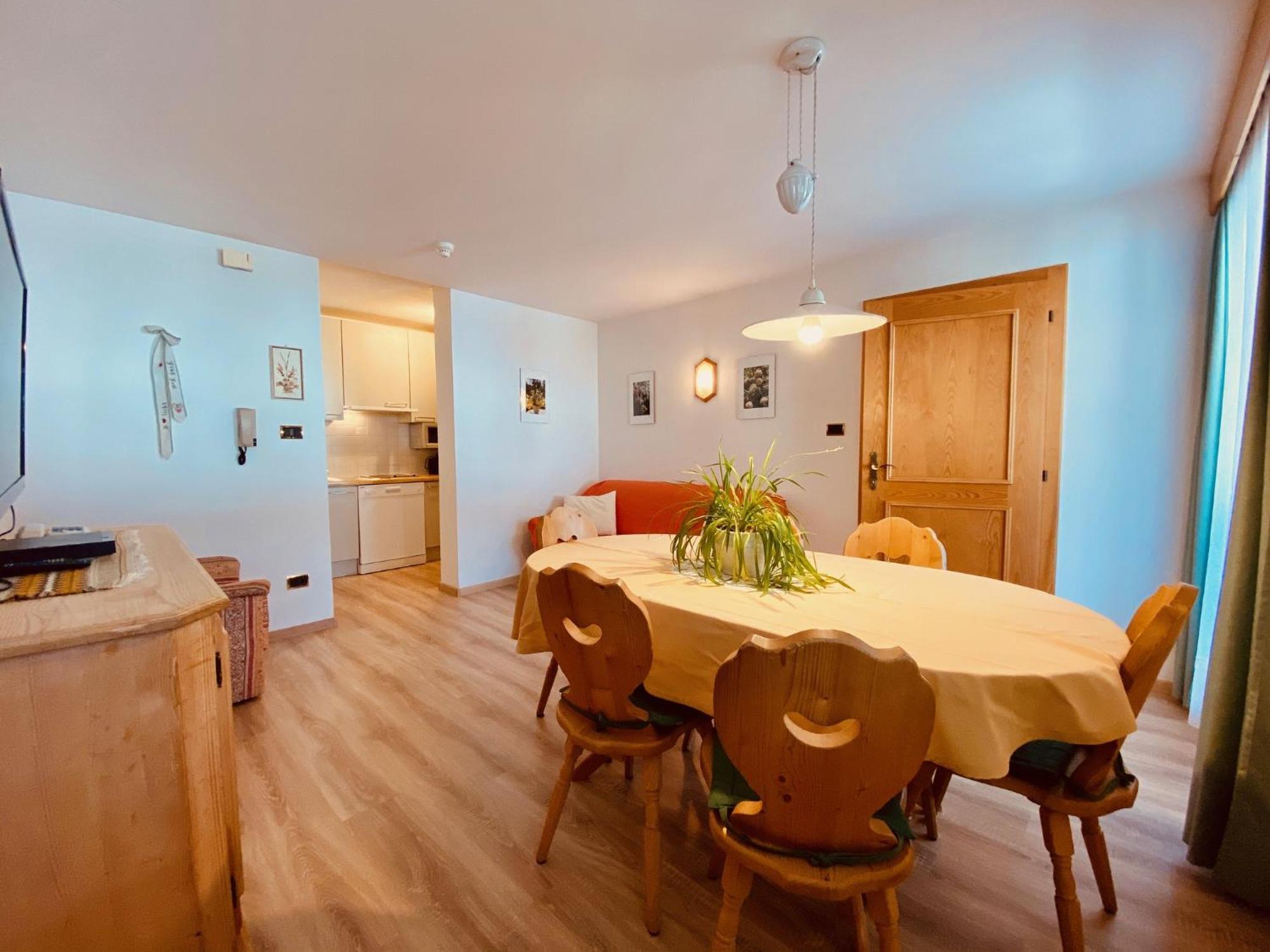 Apartments Residence Montana Rasun di Sopra Kültér fotó