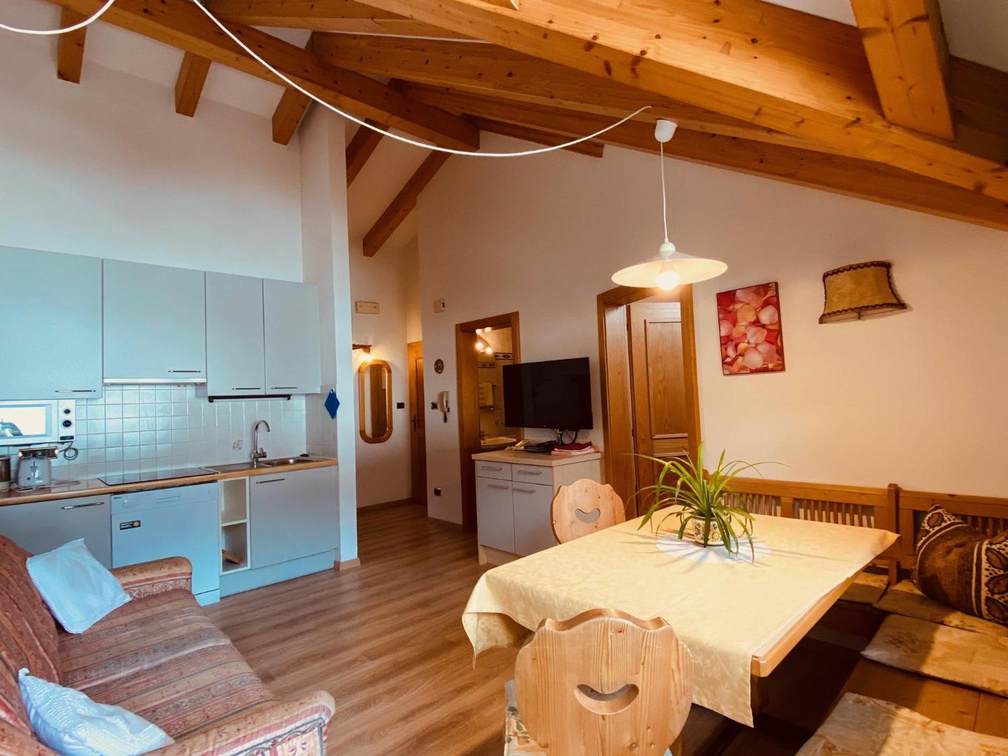 Apartments Residence Montana Rasun di Sopra Kültér fotó