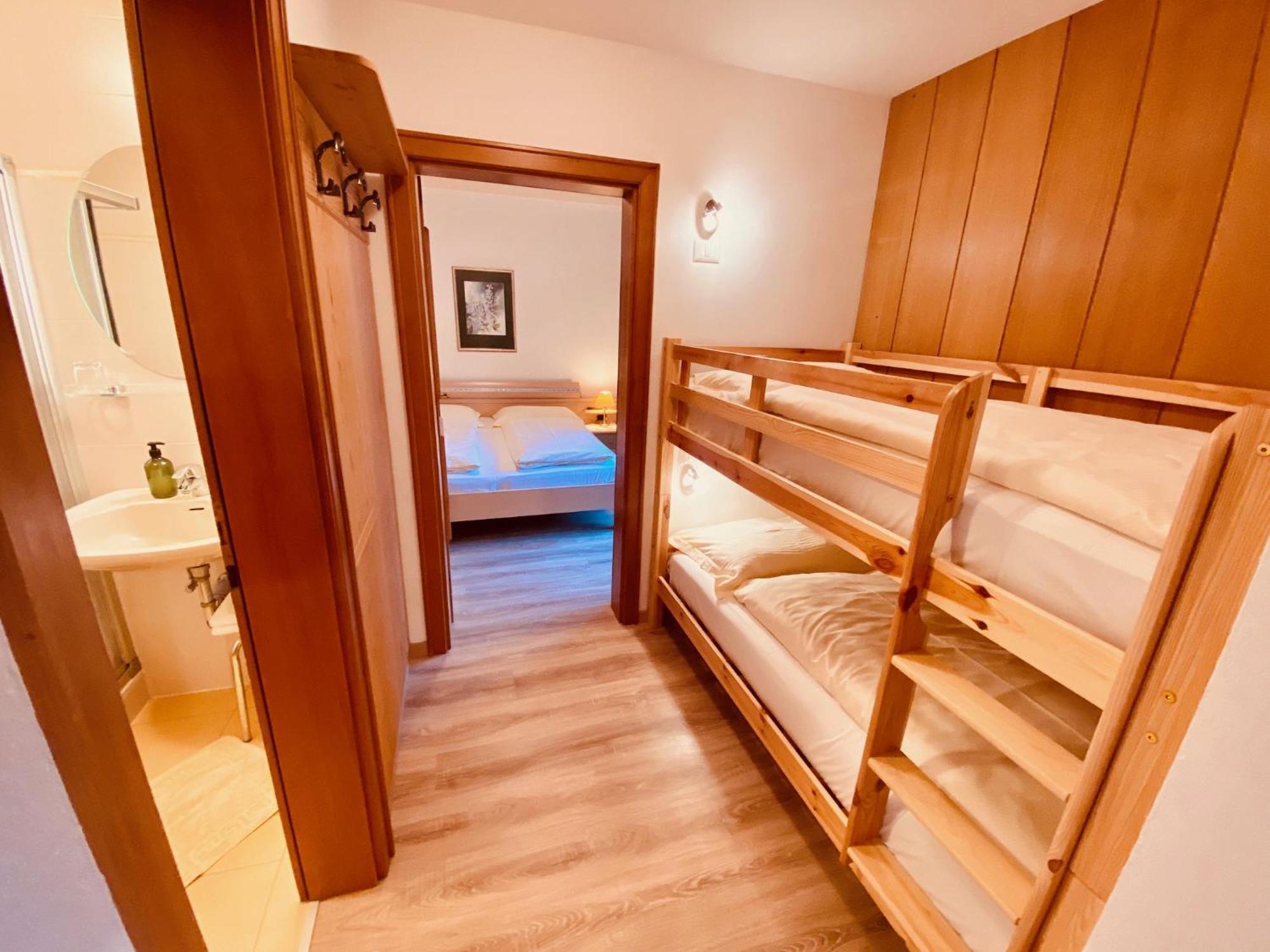 Apartments Residence Montana Rasun di Sopra Kültér fotó